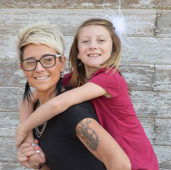 Meet your Posher, Kylie - Picture 1 of 1